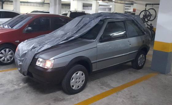 FIAT UNO 1.0 MPI MILLE FIRE 8V FLEX 2P MANUAL FIAT UNO 1.0 MPI MILLE FIRE 8V FLEX 2P MANUAL